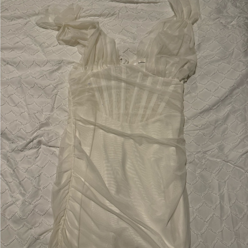 Missguided+ One Shoulder White Dress